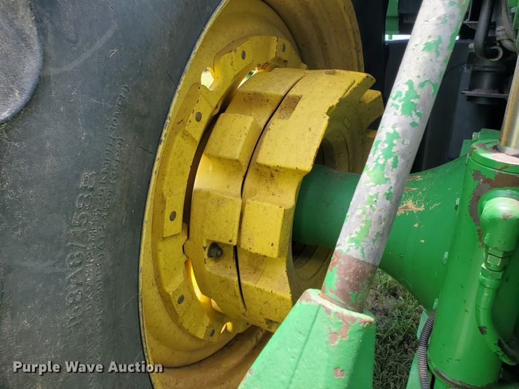 image for item JM9669 1996 John Deere 8300  tractor