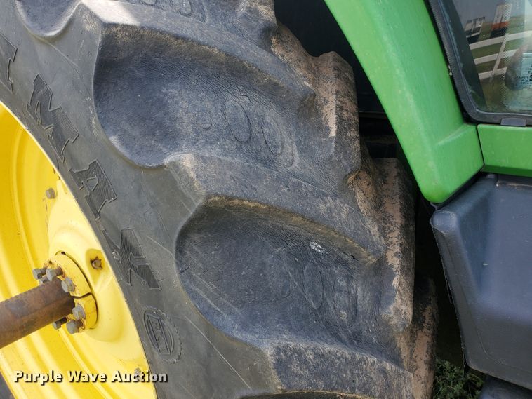 image for item JM9669 1996 John Deere 8300  tractor