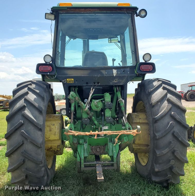 image for item JM9670 1990 John Deere 4555  tractor