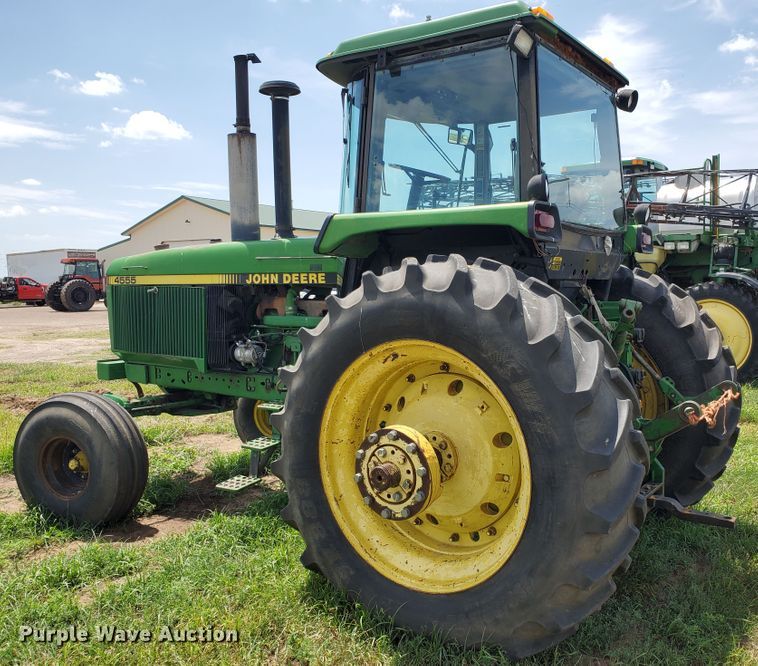 image for item JM9670 1990 John Deere 4555  tractor