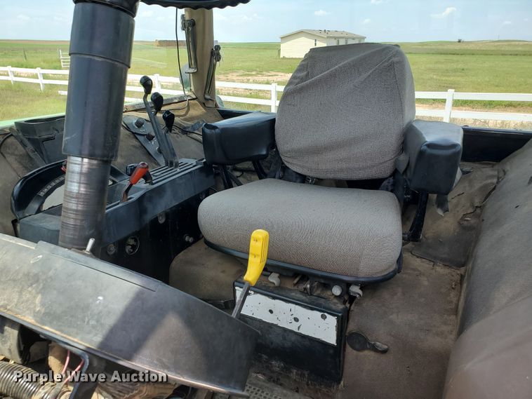 image for item JM9670 1990 John Deere 4555  tractor