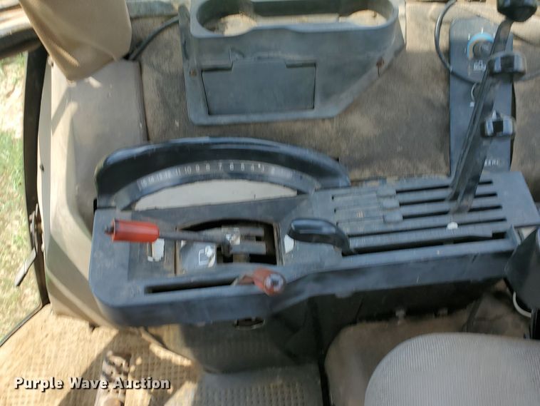 image for item JM9670 1990 John Deere 4555  tractor