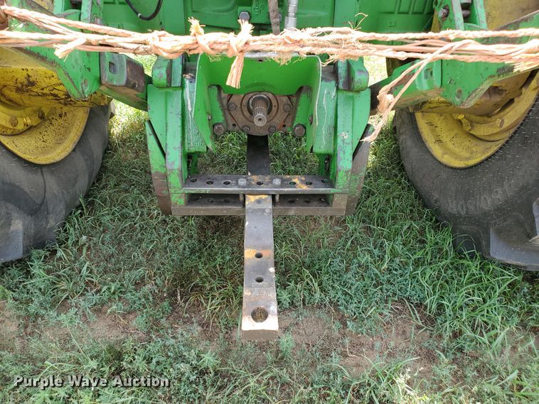 image for item JM9670 1990 John Deere 4555  tractor