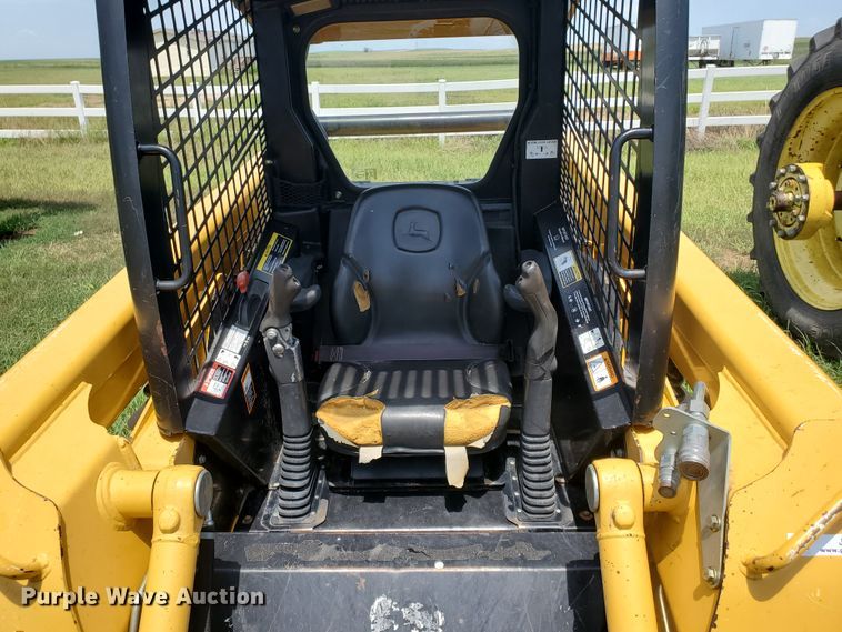 image for item JM9671 2008 John Deere 317  skid steer loader