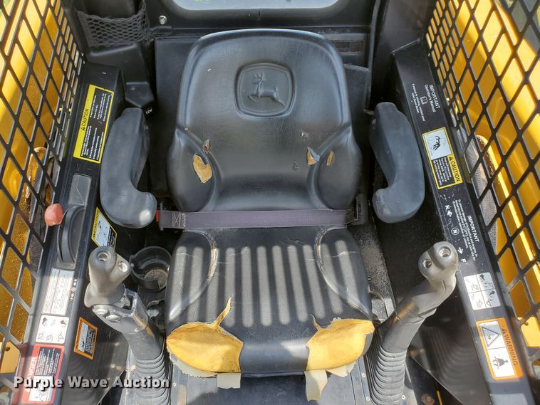 image for item JM9671 2008 John Deere 317  skid steer loader