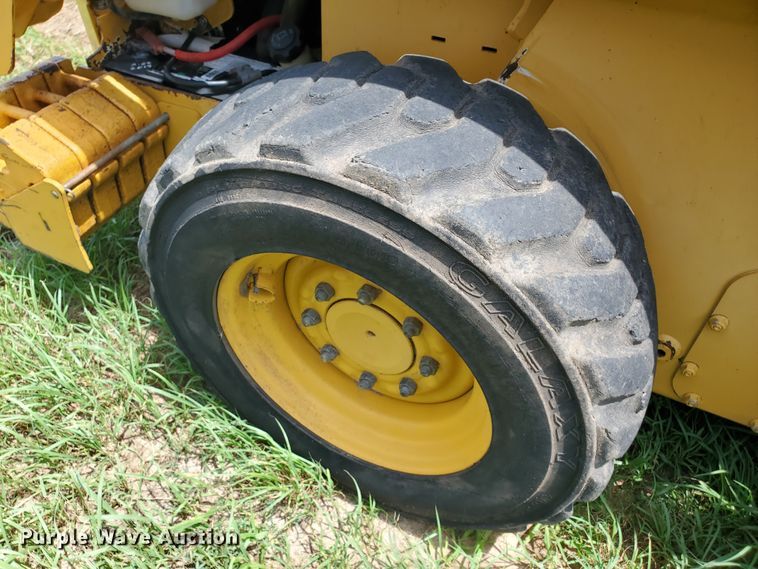 image for item JM9671 2008 John Deere 317  skid steer loader