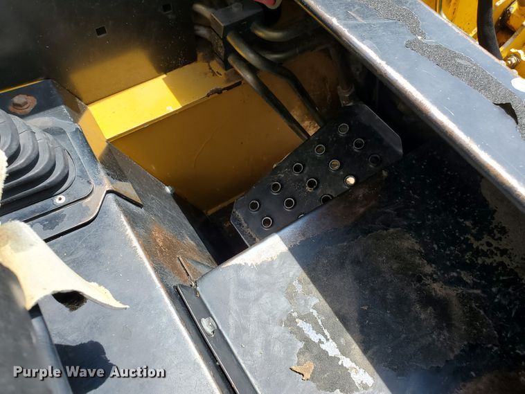 image for item JM9671 2008 John Deere 317  skid steer loader
