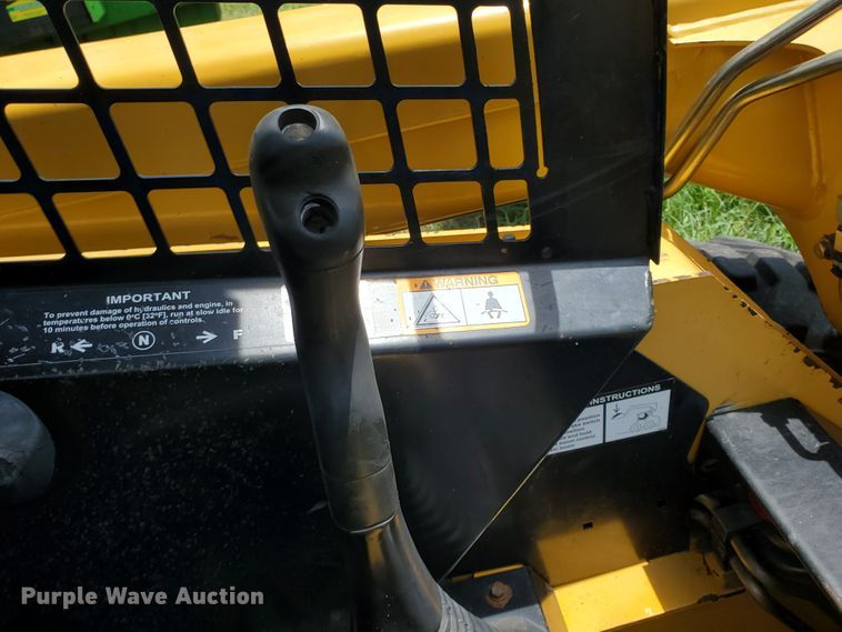 image for item JM9671 2008 John Deere 317  skid steer loader