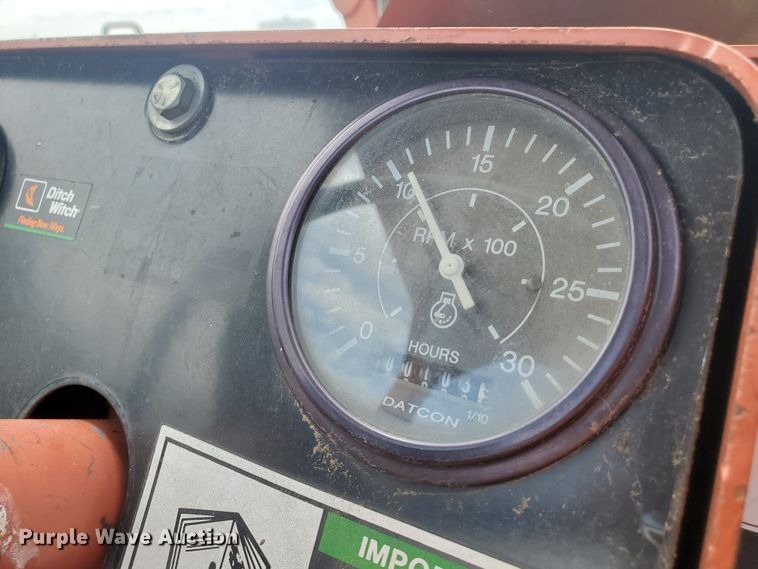 image for item JM9672 1990 Ditch Witch 6510  trencher