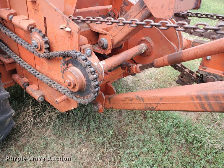 image for item JM9672 1990 Ditch Witch 6510  trencher