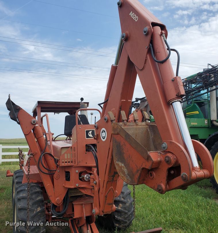 image for item JM9672 1990 Ditch Witch 6510  trencher
