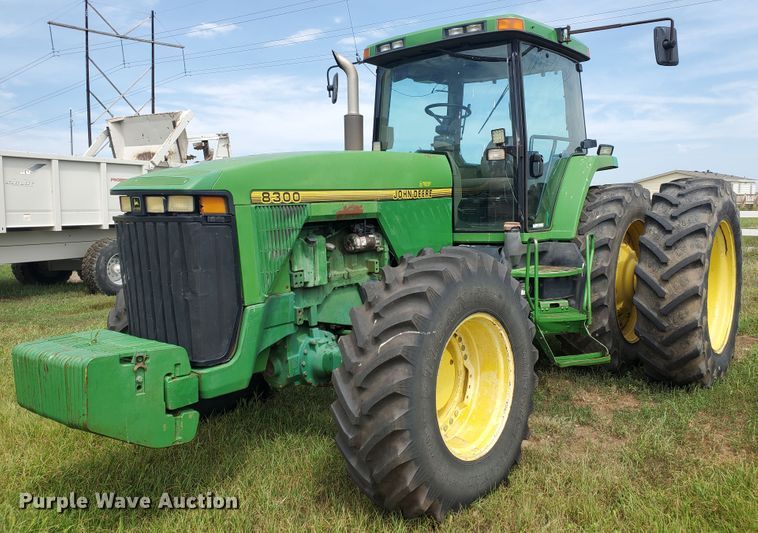 image for item JM9673 1995 John Deere 8300  MFWD tractor