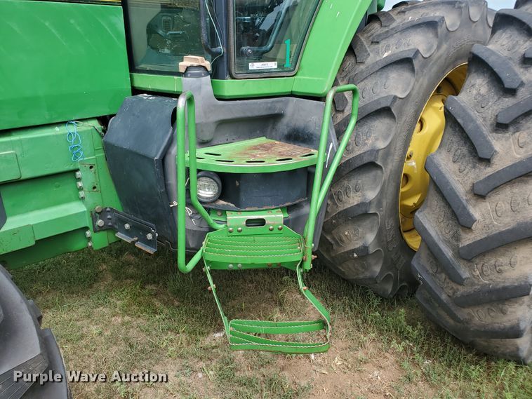 image for item JM9673 1995 John Deere 8300  MFWD tractor
