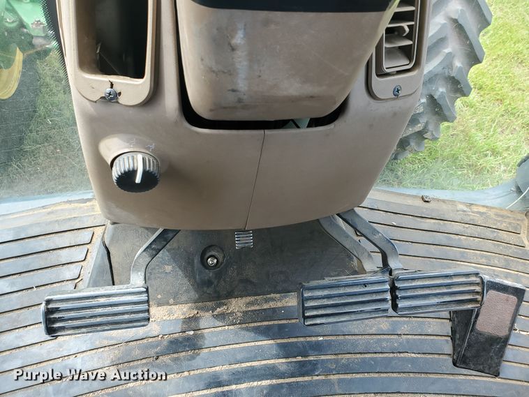 image for item JM9673 1995 John Deere 8300  MFWD tractor