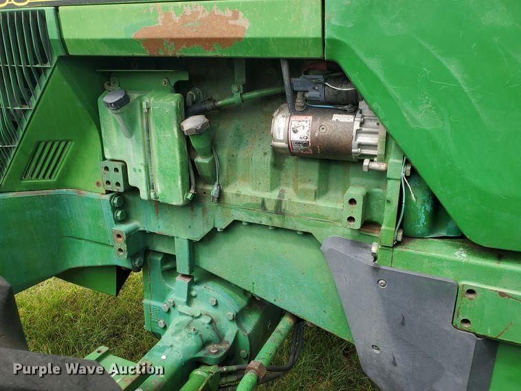 image for item JM9673 1995 John Deere 8300  MFWD tractor