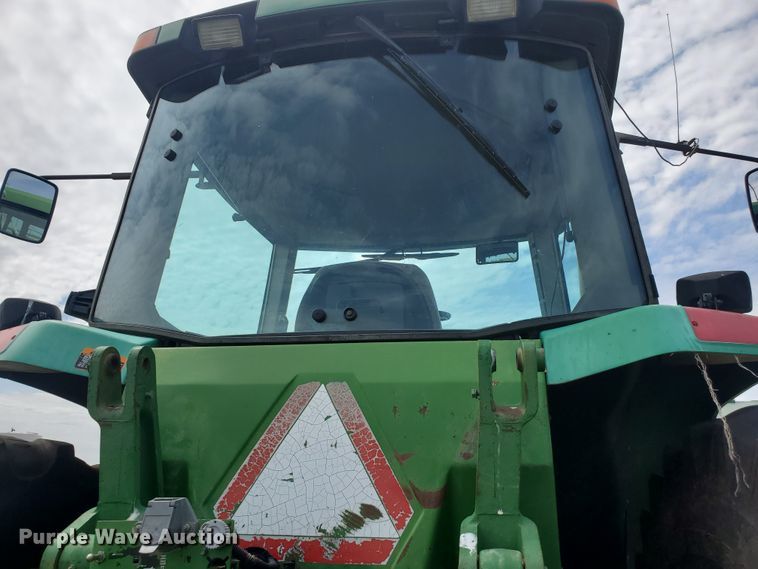 image for item JM9673 1995 John Deere 8300  MFWD tractor