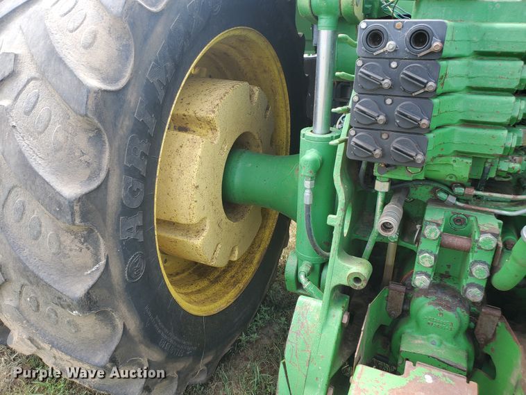 image for item JM9673 1995 John Deere 8300  MFWD tractor