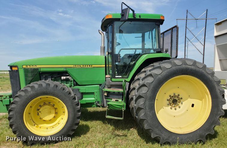 image for item JM9674 1995 John Deere 8300  MFWD tractor