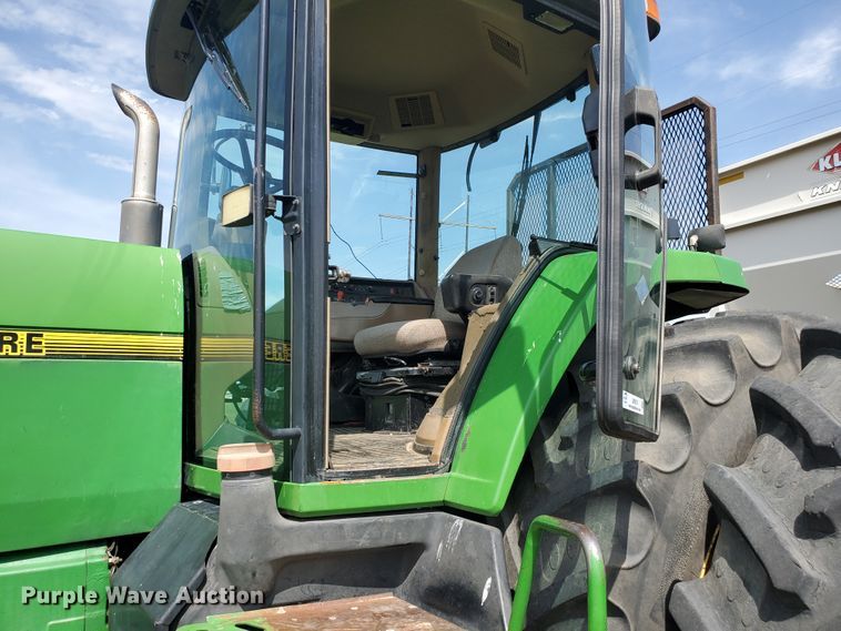 image for item JM9674 1995 John Deere 8300  MFWD tractor