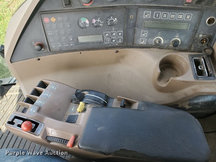 image for item JM9674 1995 John Deere 8300  MFWD tractor