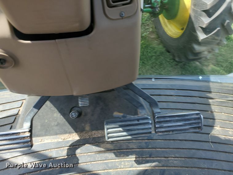 image for item JM9674 1995 John Deere 8300  MFWD tractor