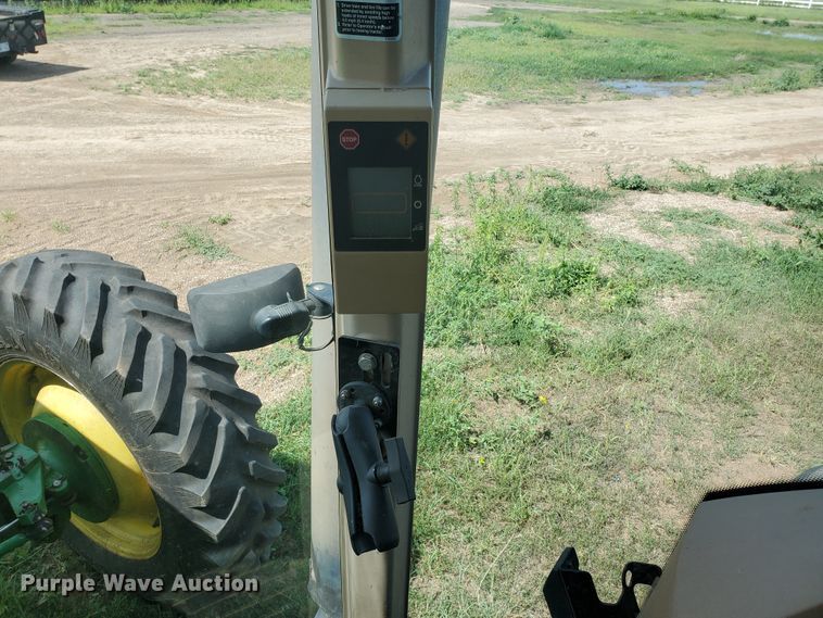 image for item JM9674 1995 John Deere 8300  MFWD tractor