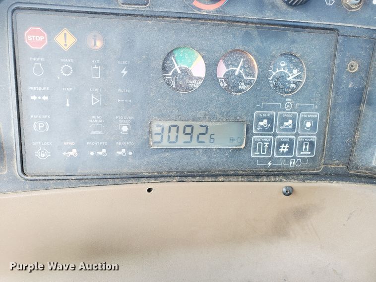 image for item JM9674 1995 John Deere 8300  MFWD tractor