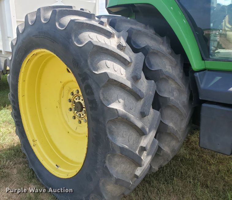 image for item JM9674 1995 John Deere 8300  MFWD tractor