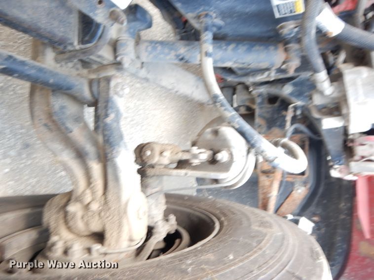 image for item DG0765 2010 Peterbilt 386  semi truck