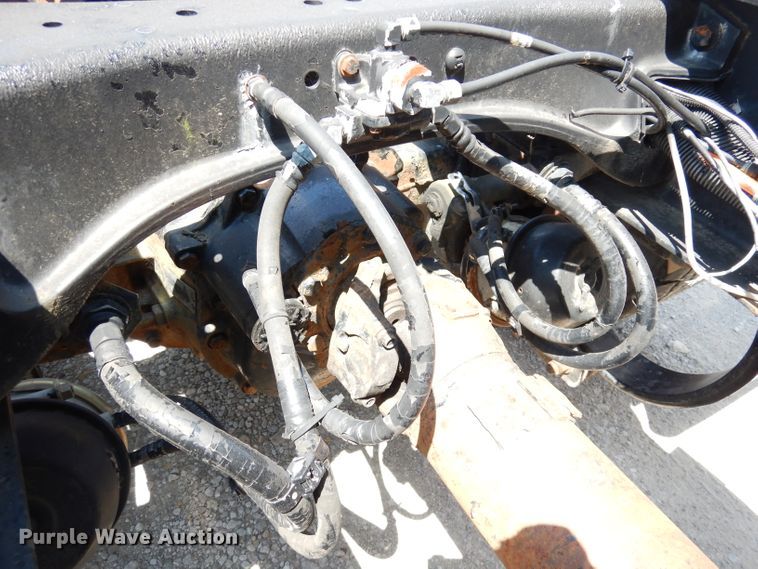 image for item DG0767 2004 Peterbilt 387  semi truck