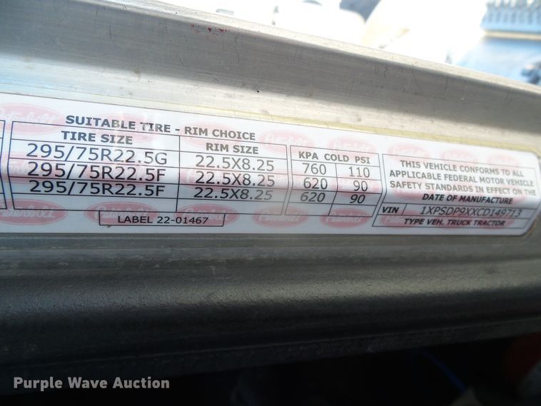 image for item DI5681 2012 Peterbilt 365  semi truck