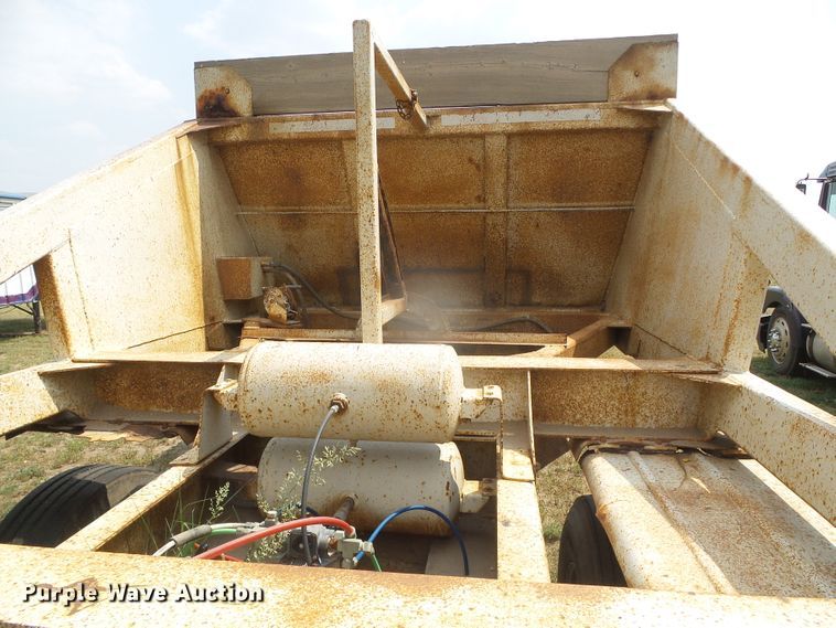 image for item DI5683 1979 Trailer 301-A  bottom dump trailer