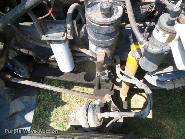 image for item DI5686 1996 Freightliner FLD112  semi truck