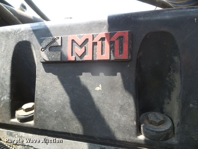 image for item DI5686 1996 Freightliner FLD112  semi truck