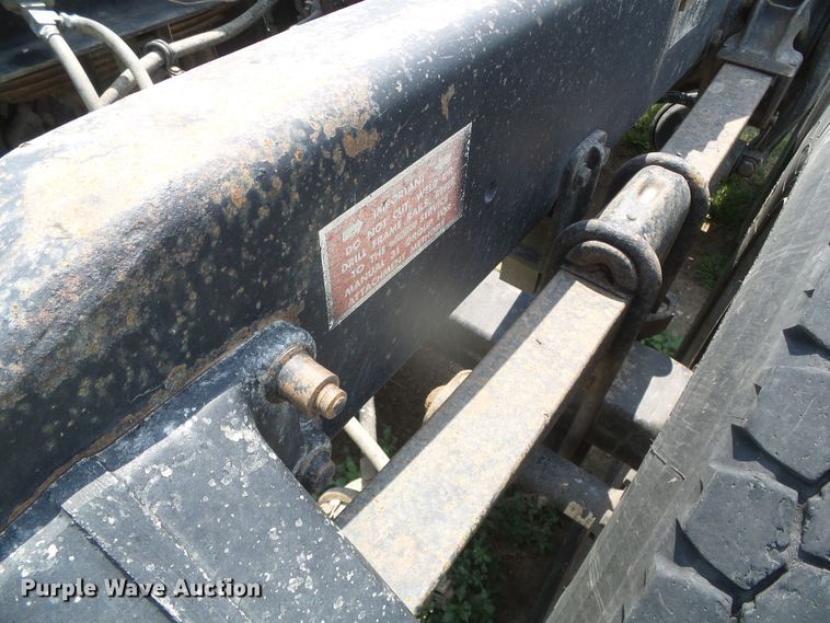 image for item DI5686 1996 Freightliner FLD112  semi truck