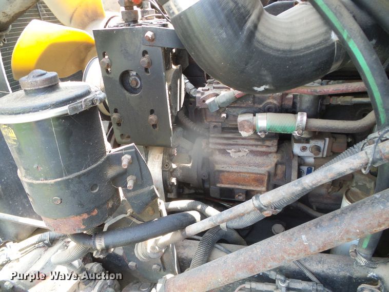 image for item DI5689 1997 International 8200  semi truck