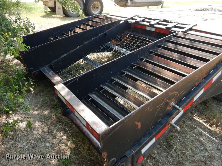 image for item DJ8863 2000 Nabors DFF  drop deck equipment trailer