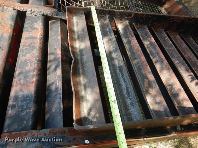 image for item DJ8863 2000 Nabors DFF  drop deck equipment trailer