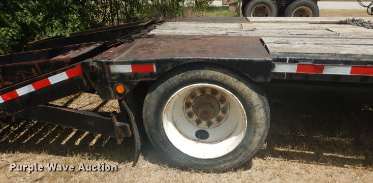 image for item DJ8863 2000 Nabors DFF  drop deck equipment trailer