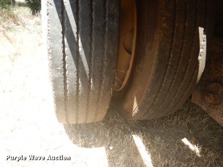 image for item DJ8863 2000 Nabors DFF  drop deck equipment trailer