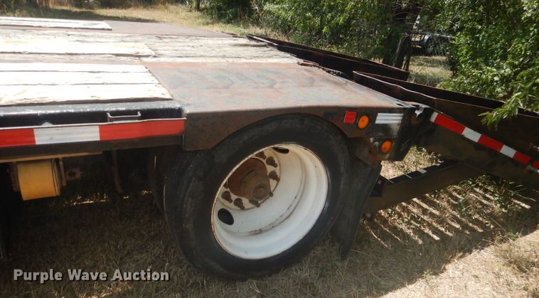 image for item DJ8863 2000 Nabors DFF  drop deck equipment trailer