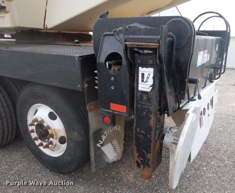 image for item DJ8869 2007 Sterling L9500  crane truck