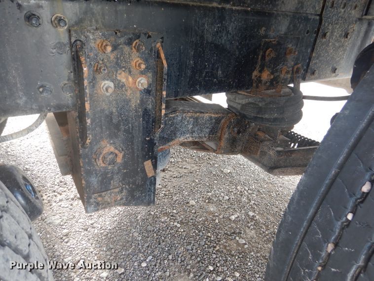 image for item DJ8869 2007 Sterling L9500  crane truck