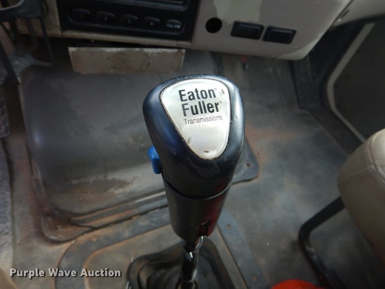 image for item DJ8869 2007 Sterling L9500  crane truck