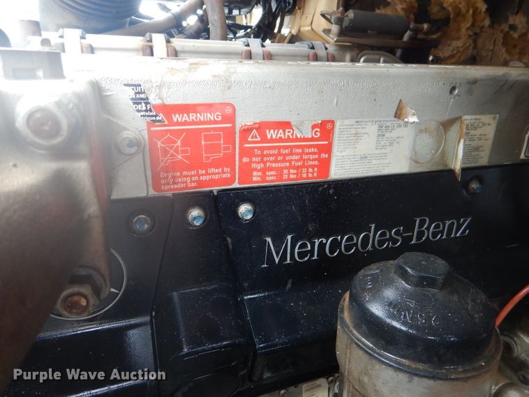 image for item DJ8869 2007 Sterling L9500  crane truck