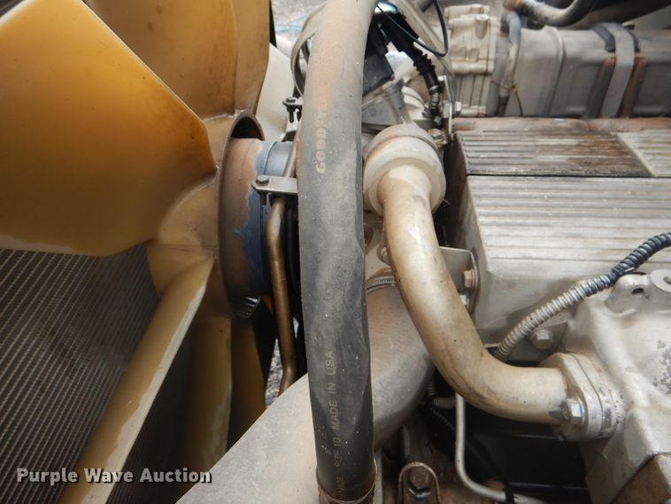 image for item DJ8869 2007 Sterling L9500  crane truck