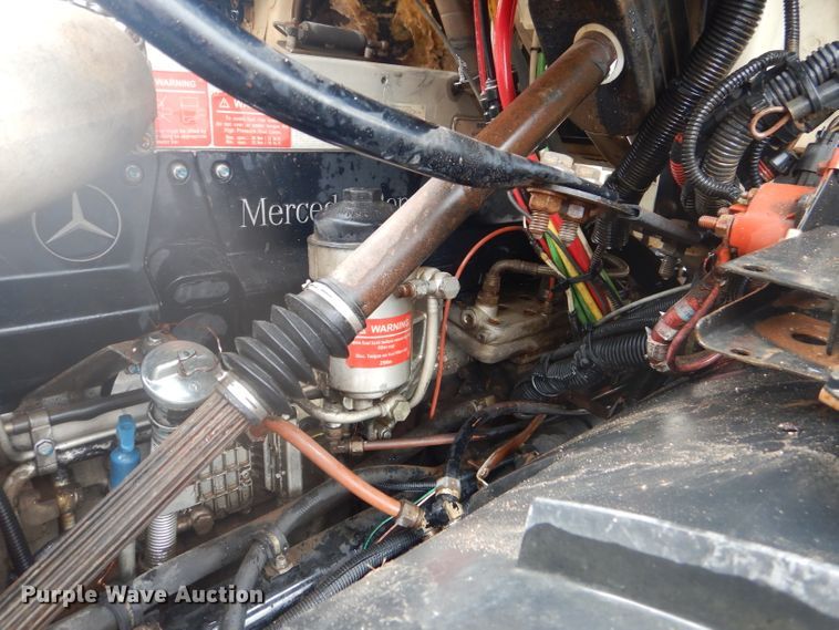 image for item DJ8869 2007 Sterling L9500  crane truck