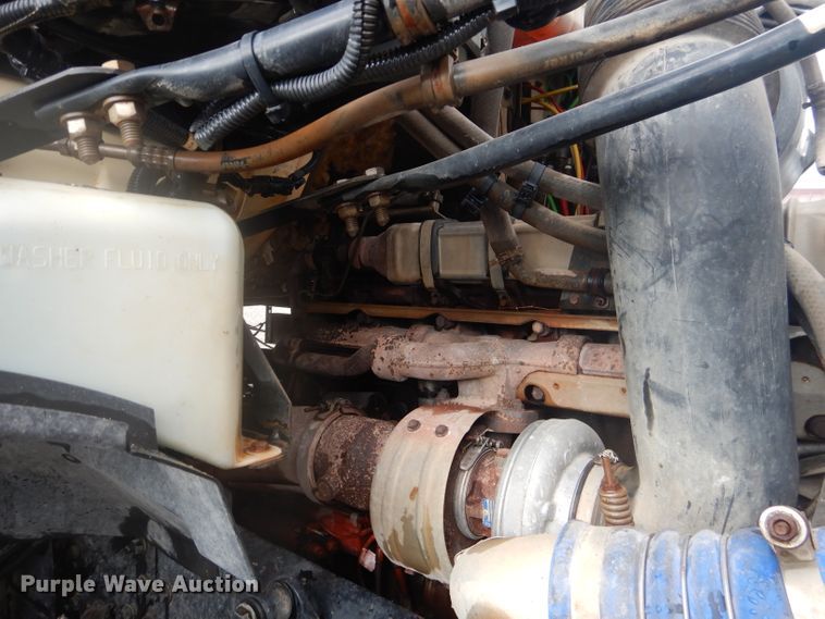 image for item DJ8869 2007 Sterling L9500  crane truck