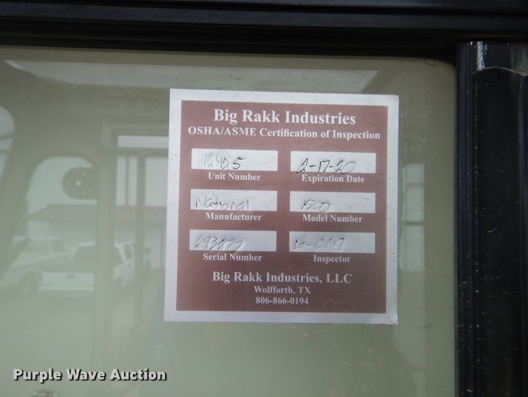 image for item DJ8869 2007 Sterling L9500  crane truck