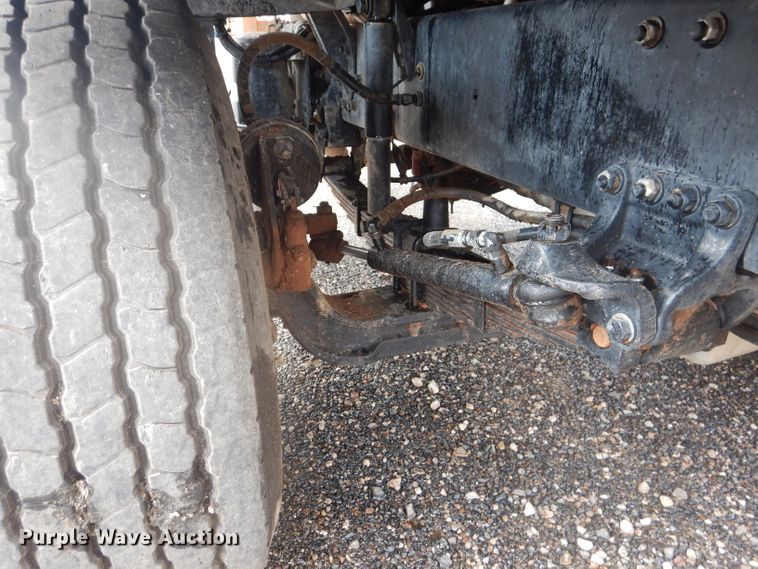 image for item DJ8869 2007 Sterling L9500  crane truck